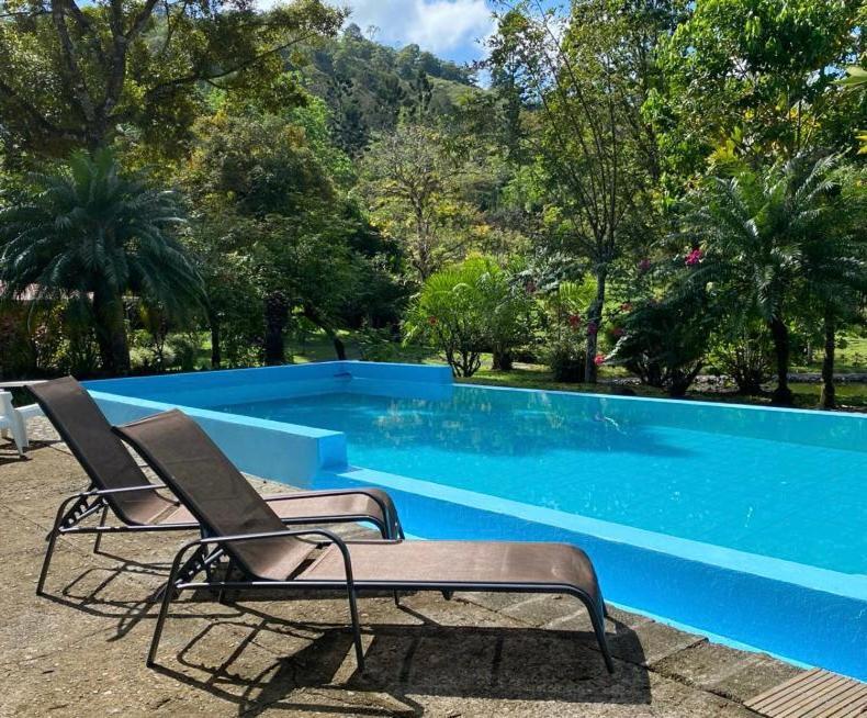 Siquirres Mountain Lodge Siqurres Da Alegria Exterior photo